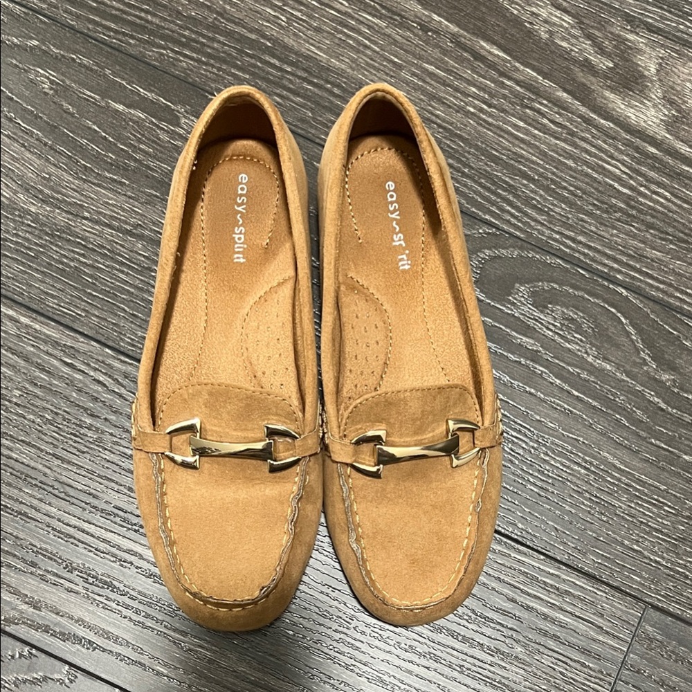 Easy Spirit Tan Loafers
